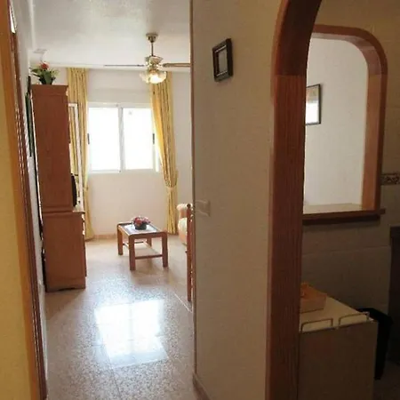 아파트 Quiet And Less Than 500m From The Beach, Near Restaurants *